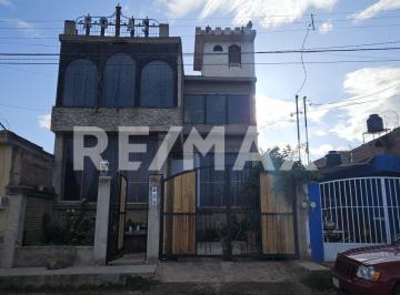 Casa · 244m² · 4 Recámaras · 1 Estacionamiento · Casa en Venta en Colonia La Virgen Durango - (4)