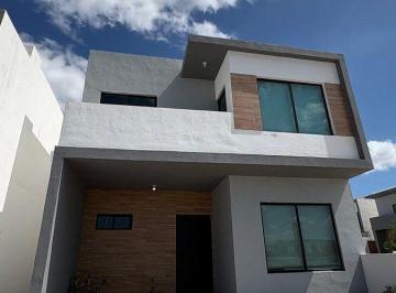 afb653819dbf86d23042c2981e1d2d639fc5f0d076986795c9a59c93c6e1daac · Casa en Venta en Residencial
