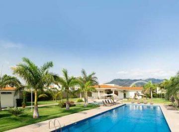Casa en condominio de 3 habitaciones, Puerto Vallarta · Casa Amueblada en Coto Privado con Seguridad 24/7/ 3 Rec. y Roof Garden Fluvial Vallarta.