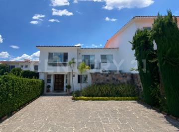 Casa en condominio · 289m² · 3 Recámaras · 3 Estacionamientos · Casa en Condominio en Venta en Álvaro Obregón Cerca de Santa Fe