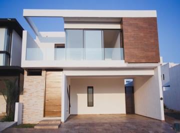 Casa de 3 habitaciones, Alvarado · Casa en Venta Fraccionamiento Lomas de La Rioja, Paneles Sol. y Rec. P. Baja