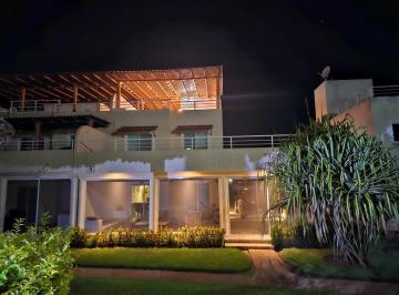 Casa en condominio de 3 habitaciones, Acapulco de Juárez · Casa de Lujo y Amplia en Marina Diamante de Oportunidad