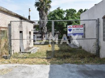 Terreno / Lote · 700m² · Terreno Habitacional en Venta - (4)
