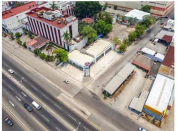 Local comercial · 59m² · 20 Estacionamientos · Local en Renta Sobre Av Principal con Estacionamiento
