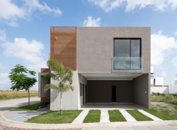 Casa de 3 habitaciones, Alvarado · Casa con Alberca en Residencial Punta Tiburón en La Riviera Veracruzana