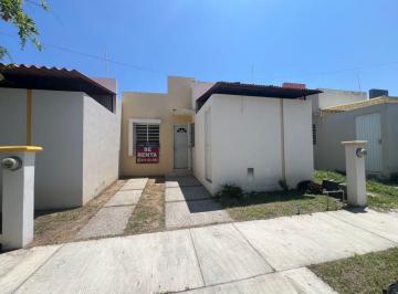 Casa Renta 70m² de 2 habitaciones · Se Renta Casa a Unos Casos de Av Niños Héroes en Villa de Álvarez Colima