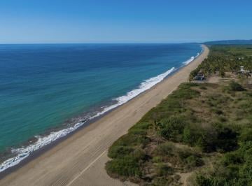 Terreno / Lote , Compostela · Playa Tortugas Frente Al Mar 1 Hectarea