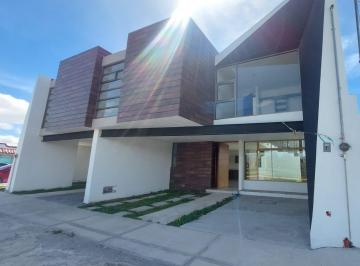 Casa de 3 habitaciones, Pachuca · Villas de Pachuca. en Privada. 125 m² Terreno. 3rec. Equipada. Terminados Lujo