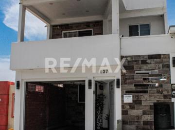 Casa · 162m² · 2 Recámaras · 1 Estacionamiento · Se Vende Casa en Ensenada - (4)