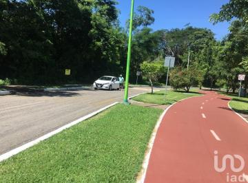 Terreno / Lote · 958m² · Terreno en Venta en Residencial en Ixtapa Zihuatanejo Gro.