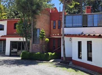 Casa en condominio · 295m² · 4 Recámaras · 1 Estacionamiento · Venta, Barbabosa, Zinacantepec