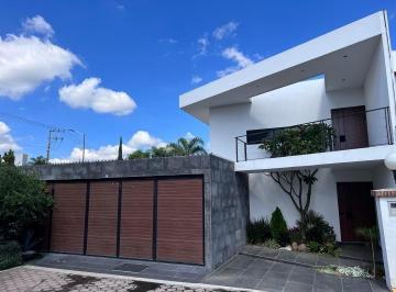 Casa de 4 habitaciones, San Pedro Cholula · Se Vende Casa en Fraccionamiento Entre Bosques, Zerezotla, San Pedro Cholula