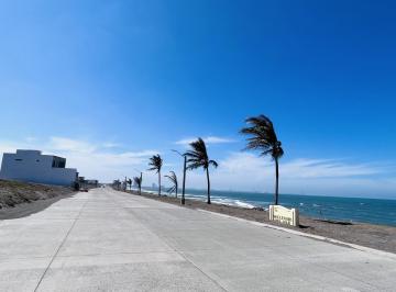 Terreno / Lote · 182m² · Terreno en Venta en Lomas del Sol