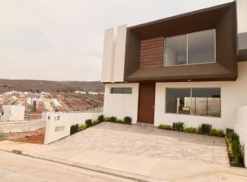 Casa de 3 habitaciones, Morelia · Casa en Venta en Morelia, Cañadas Tres Marías