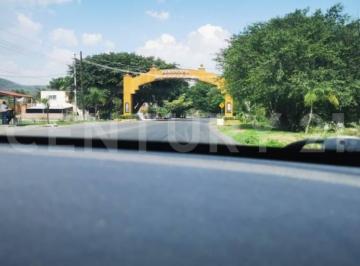 Terreno / Lote · 660m² · Terreno en Venta en San Nicolas de Ibarra, (Lomas del Country)