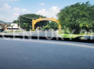 Terreno / Lote · 660m² · Terreno en Venta en San Nicolas de Ibarra, (Lomas del Country)