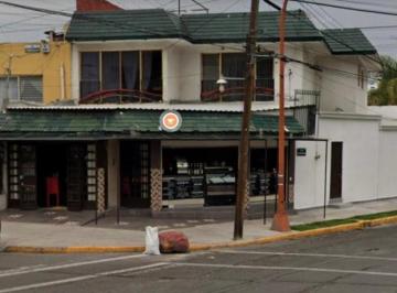 Casa de 3 habitaciones, Tlalnepantla de Baz · Casa en Venta con Locales Comerciales
