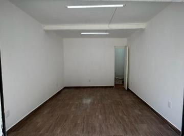 Local comercial en Renta Sector Popular · Se Renta Accesoria con Excelente Ubicación