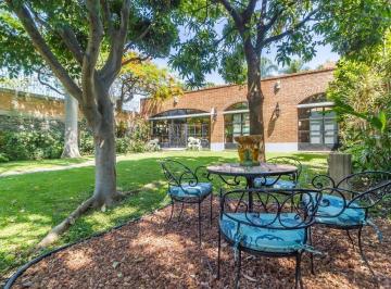 Casa de 4 habitaciones, Cuernavaca · Venta Casa en Privada Av Palmira.