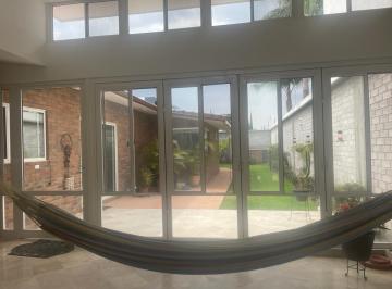 Casa en condominio de 4 habitaciones, Querétaro · Casa en Venta un Piso Cañadas Juriquilla