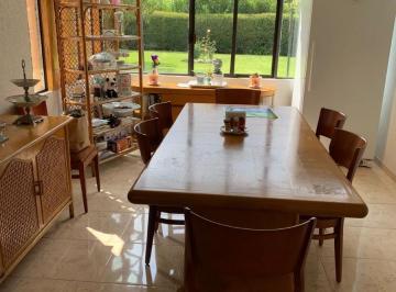 Casa · 300m² · 3 Recámaras · 2 Estacionamientos · Casa en Venta en Lomas de Las Palmas