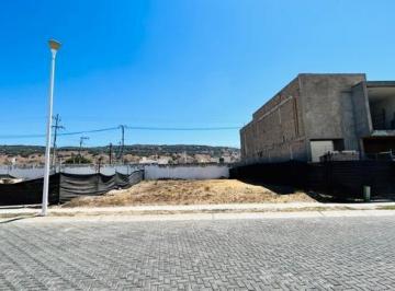 Terreno / Lote , Tlajomulco de Zúñiga · Terreno Arbolada del Bosque en Venta, Tlajomulco de Zuñiga.