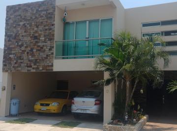 Casa de 3 habitaciones, Alvarado · Casa en Venta Fraccionamiento Lomas del Mar