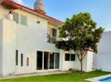 Casa de 3 habitaciones, Atlatlahucan · Casa en Venta en Lomas de Cocoyoc