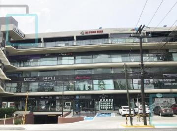 Local comercial · 80m² · Local en Venta/renta en Plaza Comercial Zona Monterrey Sur