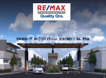 Nave industrial · 552m² · 2 Estacionamientos · Naves Industriales en Renta en Querétaro - (4)