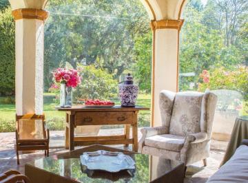 Casa de 12 habitaciones, Tepoztlán · Hotel en Venta en Tepoztlán