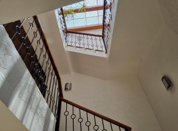 Escaleras a 2o piso · Edificio Comercial en Venta en La Col. Vista Hermosa, Cuernavaca, Morelos