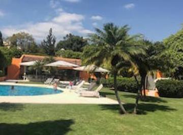 Casa en condominio · 500m² · 4 Recámaras · 6 Estacionamientos · Casa en Condominio en Venta en Cuernavaca