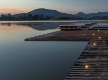 Terreno / Lote · 550m² · Terrenos en Venta en Valle de Bravo