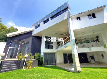 Casa de 5 habitaciones, Tlalpan · Casa en Venta Fuentes del Pedregal en Cerrada y con Jardín