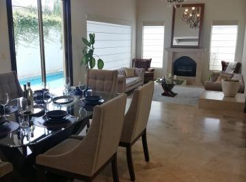 Casa de 3 habitaciones, Monterrey · Casa en Venta en Valle Alto, Monterrey, Nl.