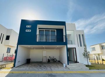 Casa en condominio de 4 habitaciones, Toluca · Casa en Venta Quintas Don Cristobal, La Soledad, Cacalomacan, Capultitlan, Toluca