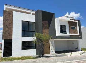 Casa de 4 habitaciones, San Andrés Cholula · Gran Reserva, Lomas de Angelópolis con 4 Habitaciones.