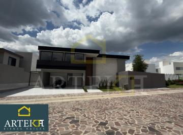 Casa de 4 habitaciones, León · Casa en Renta en La Campiña de 4 Recámaras