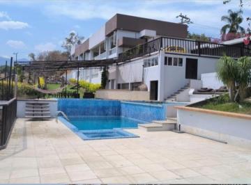 Casa de 4 habitaciones, Cuernavaca · Venta Casa con 1000 m de Terreno Fraccionamiento Cerrado