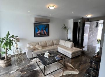 Casa de 3 habitaciones, Monterrey · Casa en Venta en Colinas del Valle, Monterrey, N. L.