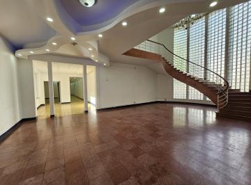 Casa uso de suelo , Guadalajara · Inmueble Comercial en Renta Sobre Av Vallarta Colonia Americana