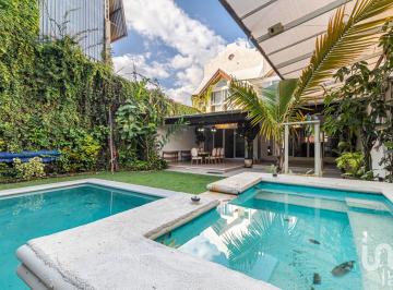 Casa · 489m² · 6 Recámaras · 3 Estacionamientos · Casa en Venta en Cuernavaca Lomas del Mirador, Cuernavaca