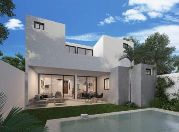 Fachada Posterior · Casa en Venta en Temozón Norte, Mérida