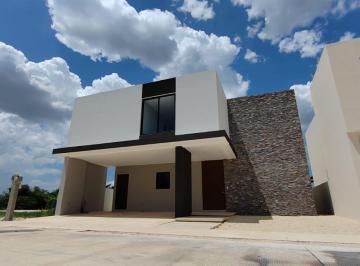 Casa · 294m² · 3 Recámaras · 2 Estacionamientos · Casa en Venta Zona Cholul, Tixcuytun Yucatan, Entrega Inmediata