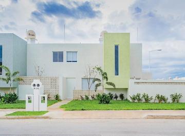 Casa · 108m² · 3 Recámaras · 2 Estacionamientos · Venta de Casas en Fraccionamiento Almasur - Modelo Magna