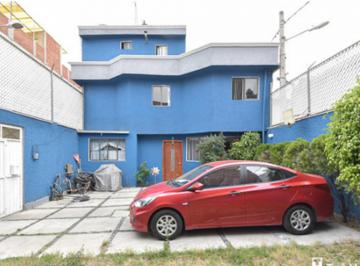 Casa de 4 habitaciones, Xochimilco · Linda Casa en Xochimilco, Cdmx