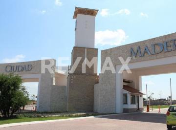 Terreno / Lote · 304m² · Terreno en Venta Cd Maderas Apaseo El Alto Guanajuato