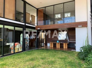 Casa · 650m² · 4 Recámaras · 3 Estacionamientos · Casa en Venta Arboledas Queretaro