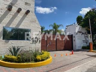 Casa en condominio · 307m² · 3 Recámaras · 3 Estacionamientos · Casa Venta El Pueblito Condominio Portanova Residencial